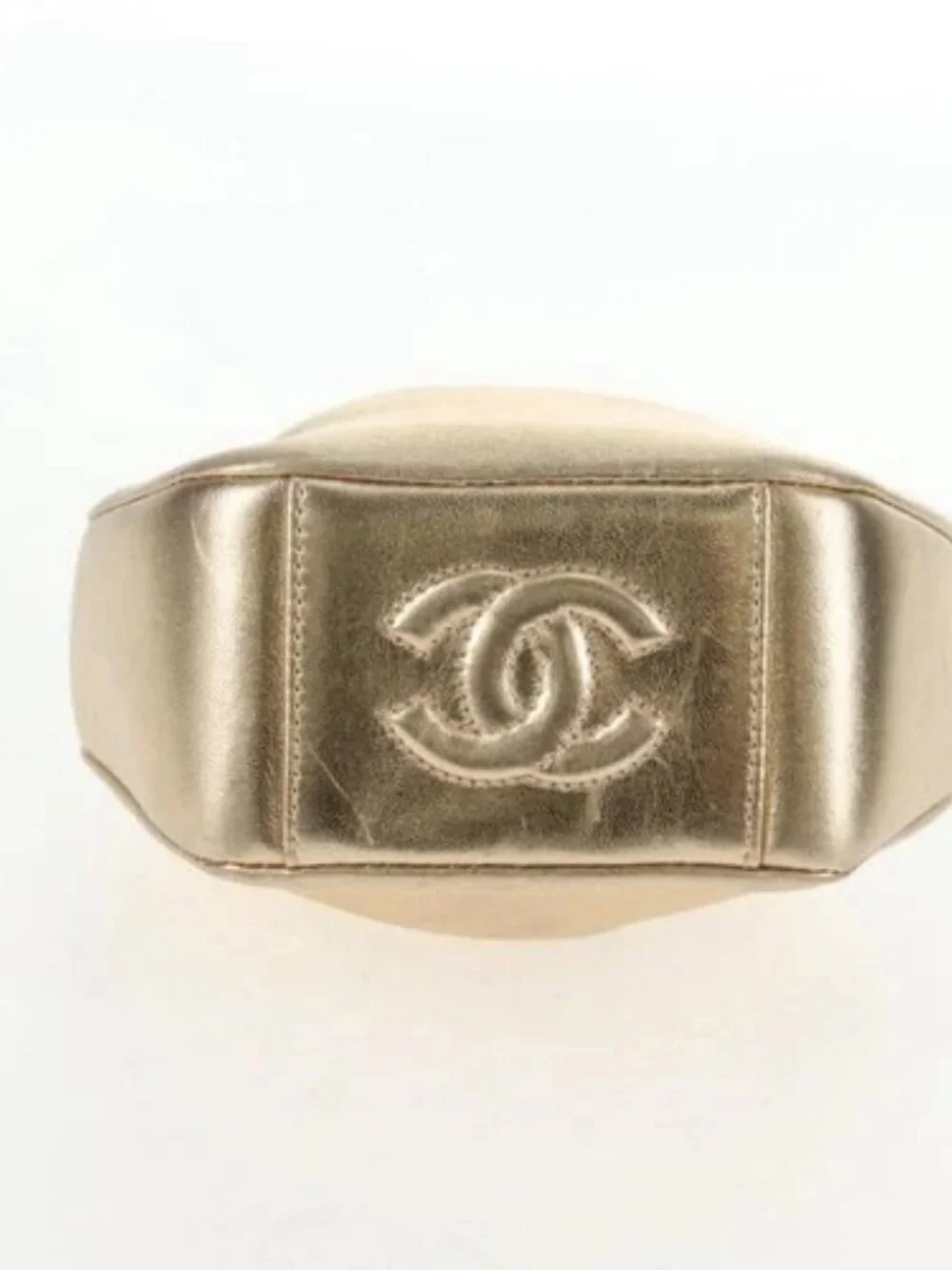CHANEL Chain Shoulder Bag Leather Gold CC Auth 139977SAV